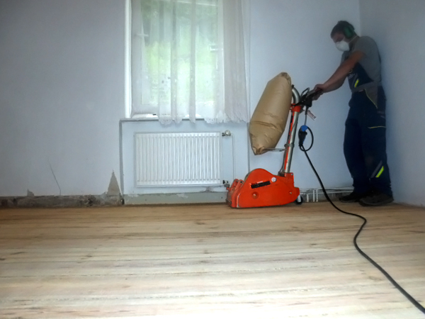 Grundstücksreinigung & Hausmeisterdienst Thomas Schenk - Ihr kompetenter Partner für Glasreinigung,Gebäudereinigung,Grundstücksreinigung in Strausberg, Berlin/Brandenburg.